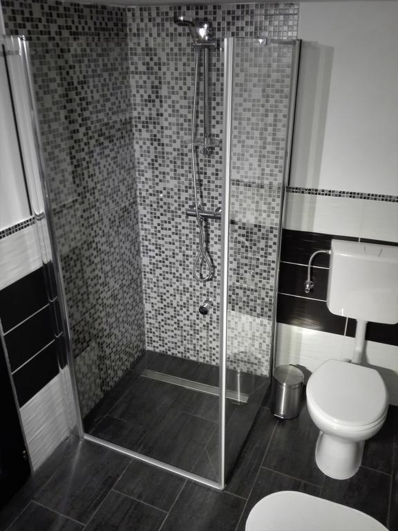 Downtown Deluxe Apartment Eger Værelse billede