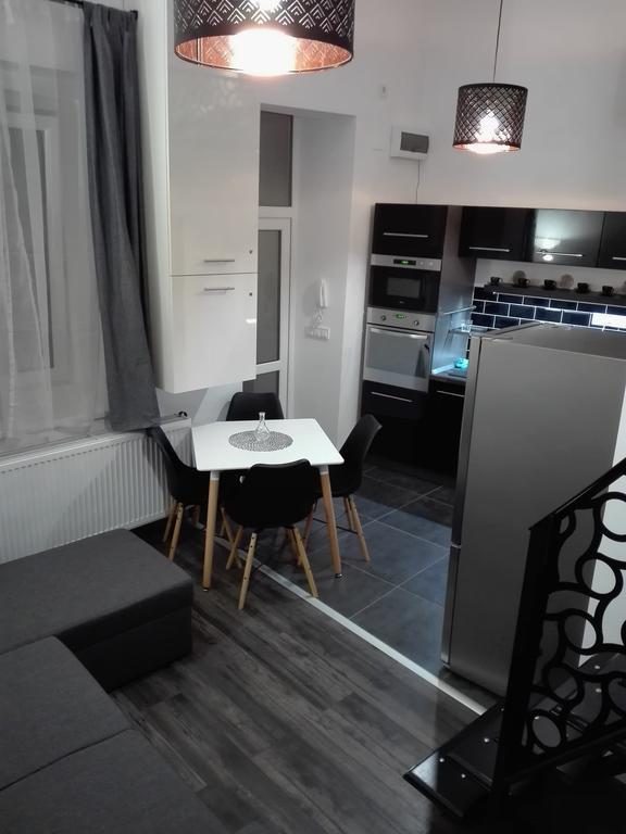 Downtown Deluxe Apartment Eger Eksteriør billede